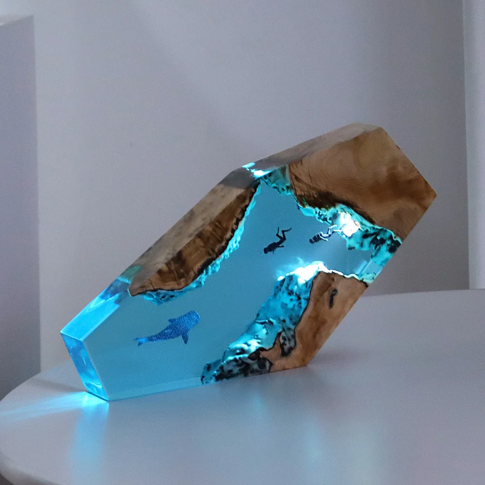Современный ночник-светильник  – обзор и цена Resin Art And Wood